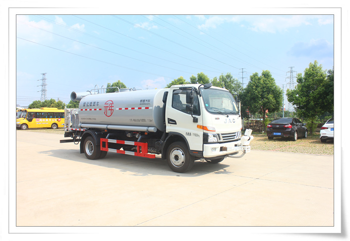 江淮洒水车
