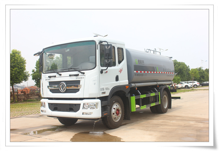 东风D9洒水车
