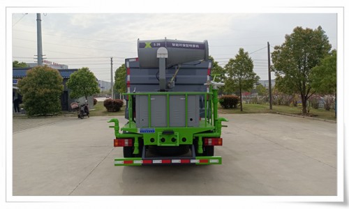 重汽蓝牌洒水车