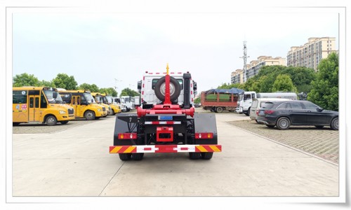 XSH5180ZXXE6F5车厢可卸式垃圾车